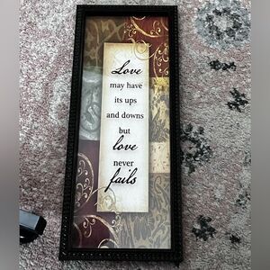 Shadow box love sign